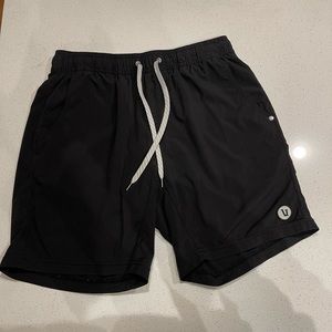 Men’s M Vuori Athletic Shorts